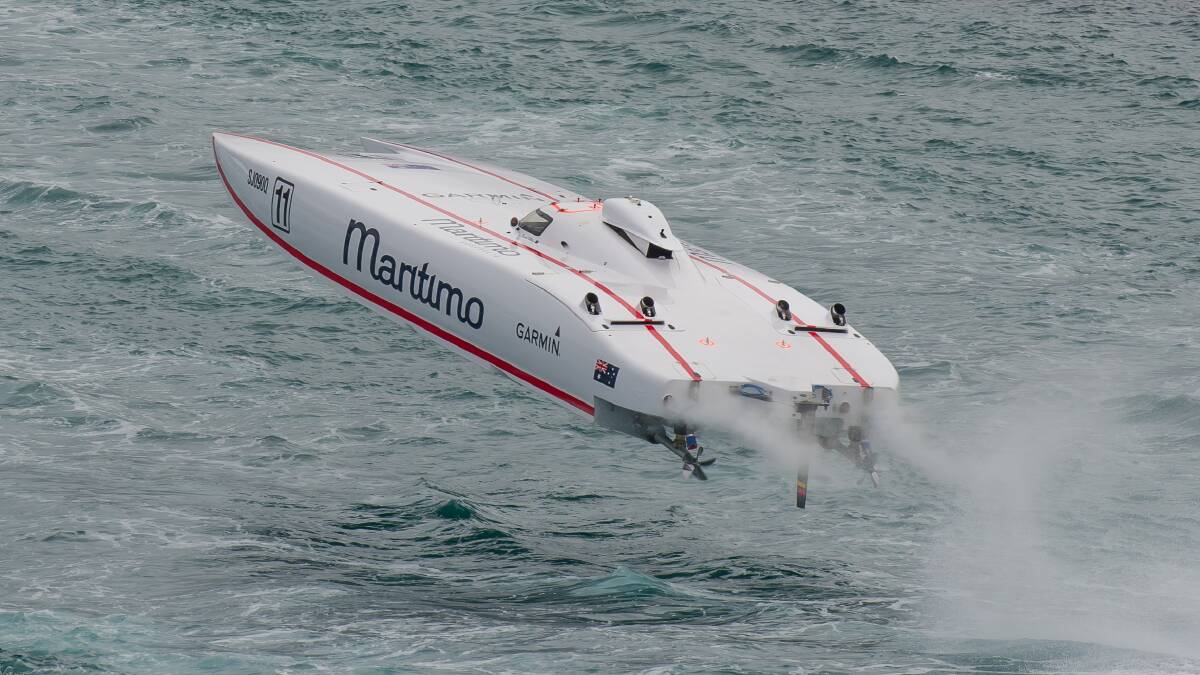 Offshore superboat in action. Photo supplied by EMB Photographics.

