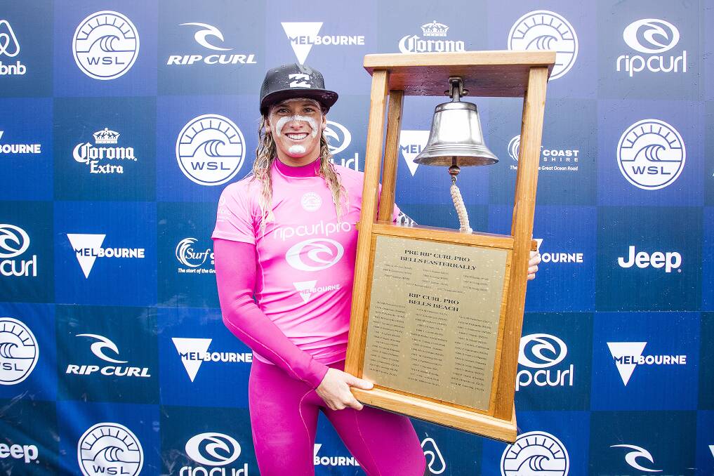 Courtney Conlogue (USA) with the coveted Bell after she took out the 2017 Rip Curl Women's Pro Bells Beach. Photo: © WSL / Cestari
