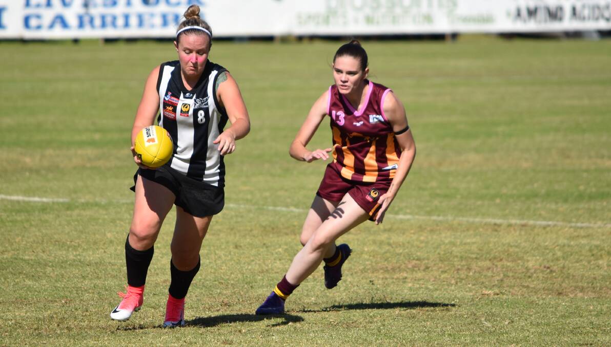 South West Football League women in action. Photo: Andrew Elstermann.