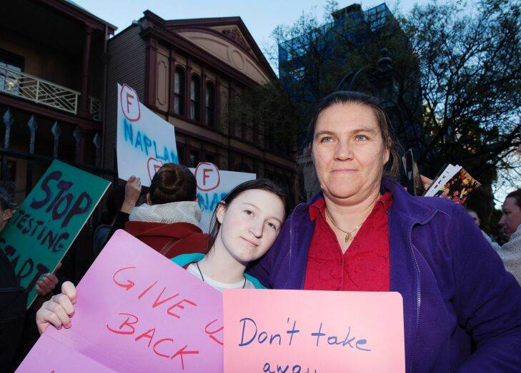 SYDNEY, AUSTRALIA - SEMPTEMBER 06: Student Karissa Piller and her mum Sabine Piller at NAPLAN protest at NSW Parliament on SEMPTEMBER: 6, 2017 in Sydney, Australia.  (Photo by Christopher Pearce/Fairfax Media)