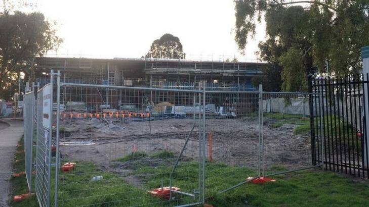 Willetton High School was closed on July 22 after the discovery of asbestos. Photo: @barnsy_lisa, 6PR)