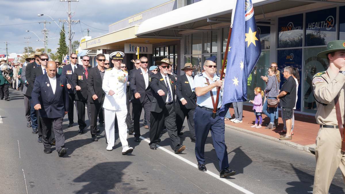 The streets were lined with onlookers keen to see Bunbury's Anzac Day Parade leave the RSL and march towards the Graham Bricknell Music Shell. Photo: Shanelle Miller/Bunbury Mail.