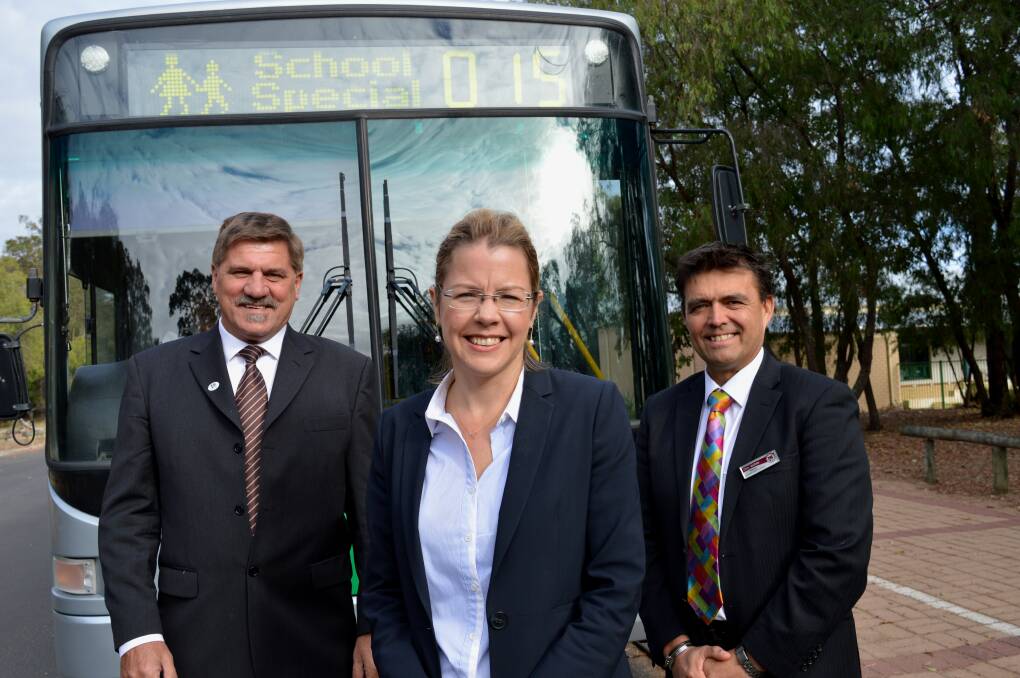 Georgiana Molloy Anglican School principal Ted Kosicki, Vasse MP Libby Mettam and MacKillop Catholic College principal Chris Wallace are pushing for changes to overcrowded school buses. 