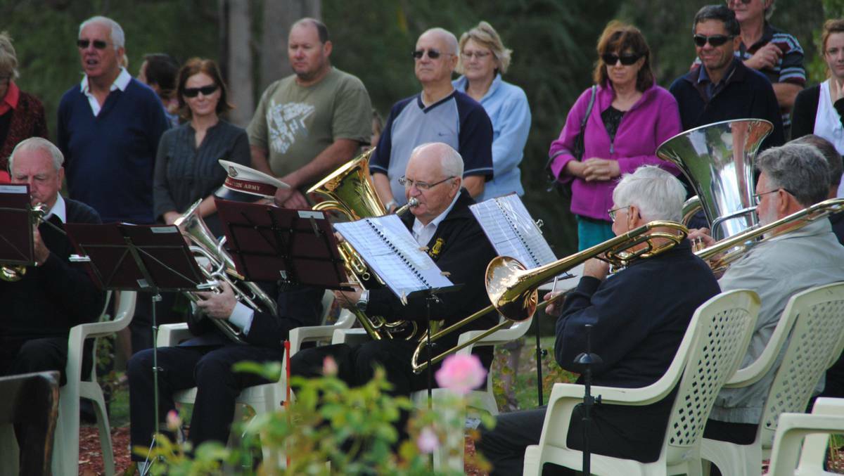 A record crowd of more than 500 people attended the Anzac Day march and service in Donnybrook on Friday. Photo: Donnybrook-Bridgetown Mail. Photo: Donnybrook-Bridgetown Mail.