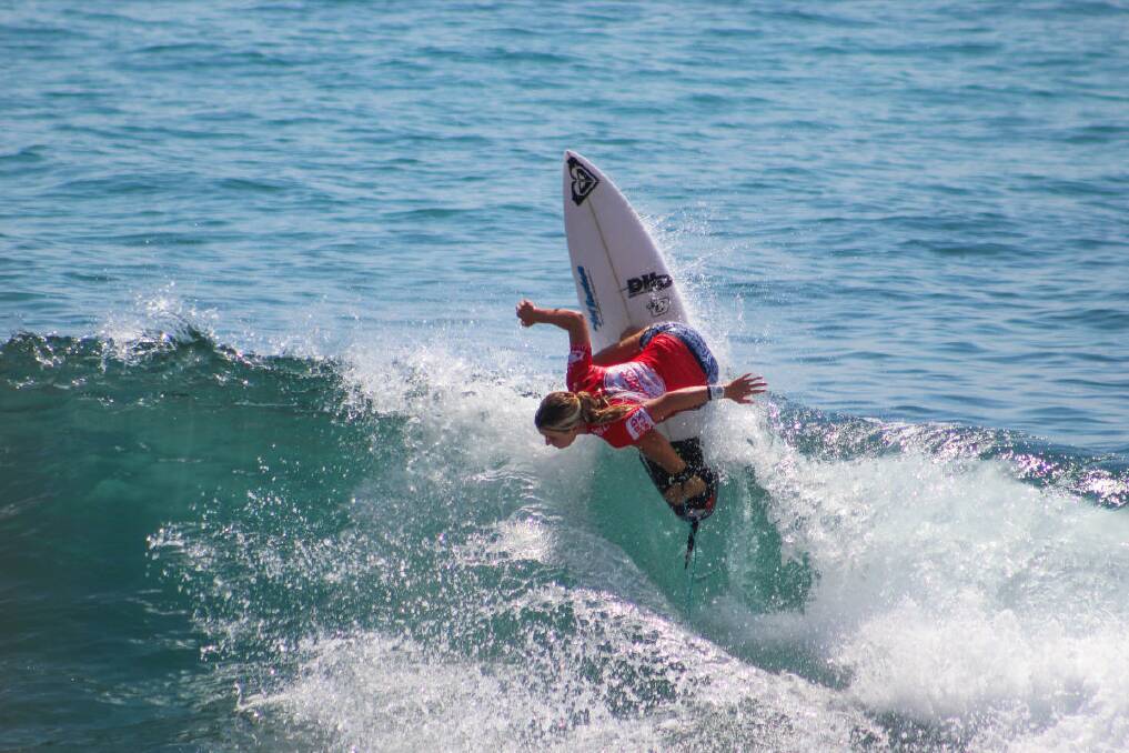 Qualified: Bronte Macauley cutting up the waves at the Los Cabos Open in Mexico. Photo: supplied.