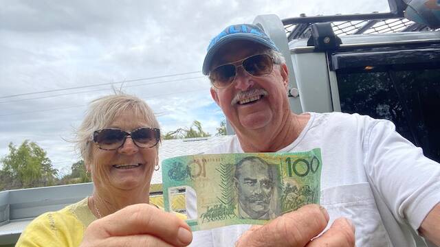 Karma: Clean Up Australia volunteers Joan and Ken were the lucky finders of a $100 note, while they cleared litter in Dunsborough. Picture: Supplied.
