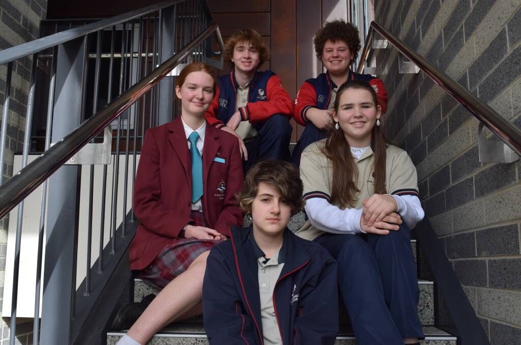 Jake Holland (17), Aiden Gillett (17), Ella Demarchi (17), Jordyn Brown (14) and Kaila Byrne (14) are finalists in teh 2021 CinefestOZ Cinesnaps Short Film Competition. Image supplied.
