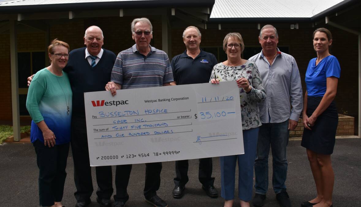 The event organisers of the Gail Kearney Memorial Busselton Hospice Golf Day hand over $35,100 to Busselton Hospice Care Inc.