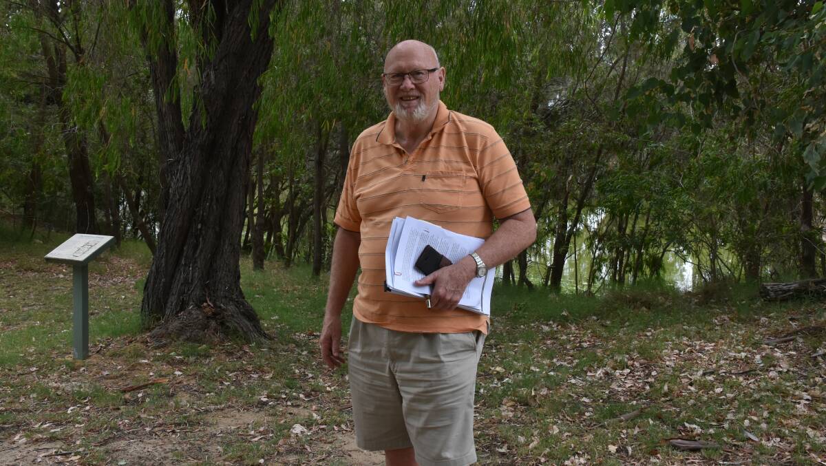City of Busselton former mayor Ian Stubbs pleaded with councillors at a public access session to abandon the Eastern Link project, along with four other community members.