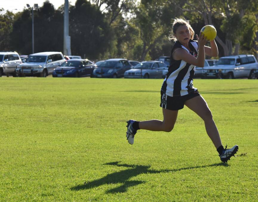 Magpies women dominated the Eaton Boomers on Sunday.