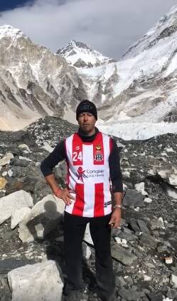 Busselton resident Brad Fraser posted a video from the base camp at Mount Everest hoping to raise money for Conquer Cystic Fibrosis for his daughter-in-law Jackie.