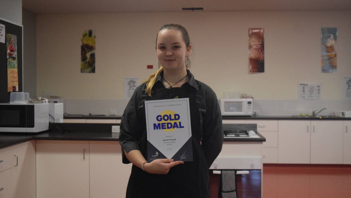 Jasmin Fussell was awarded with the gold medal for food and beverage. 