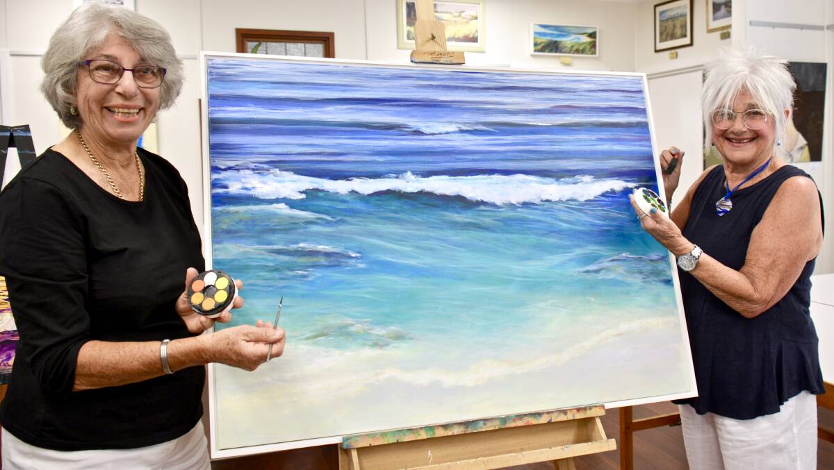 Dunsborough Arts Society members Gemma Lybrand and Denny Sanbrook will be
helping the public try out their artistic skills. Image Therese Sayers.