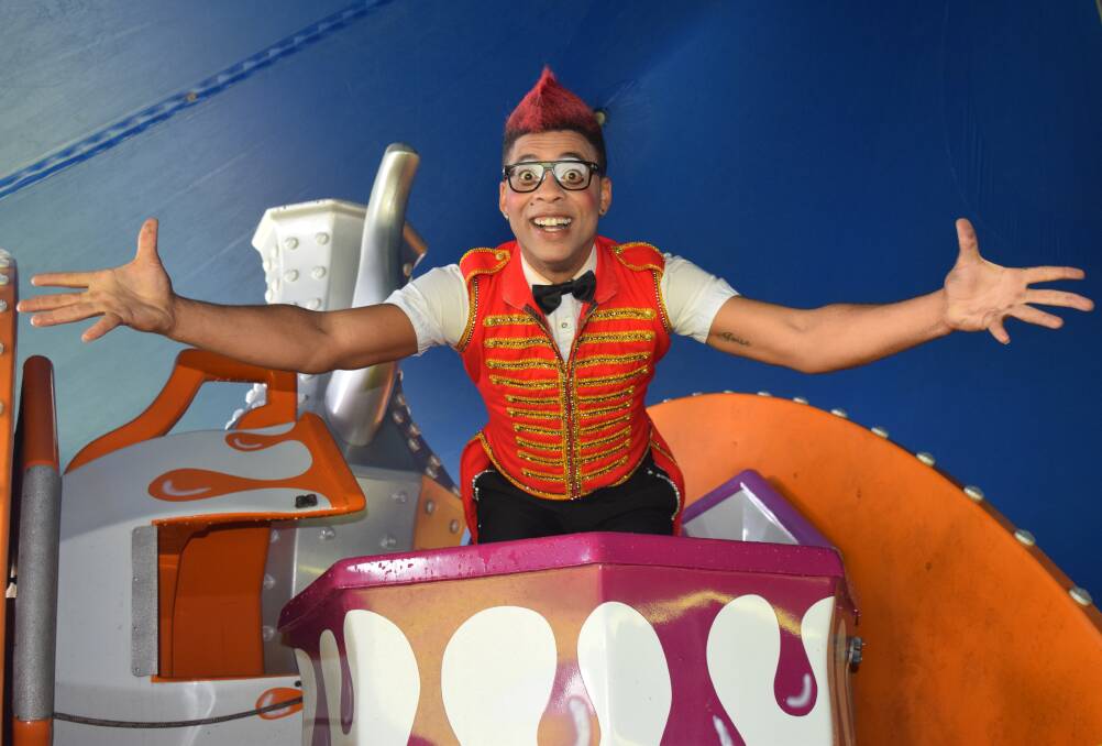 The Great Moscow Circus entertainer, clown and party starter, Walison Muh is ready to welcome audiences to the big top for some extreme entertainment. Image Sophie Elliott.