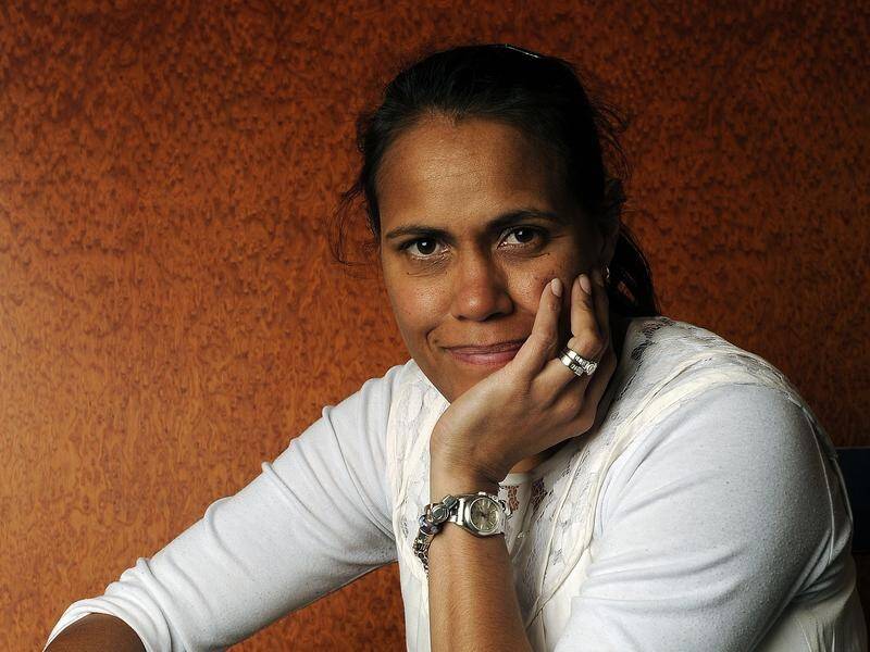 Olympian Cathy Freeman supports a minor change to the wording of the national anthem.