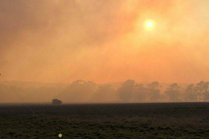Augusta residents warned to evacuate as out-of-control bushfire threatens homes