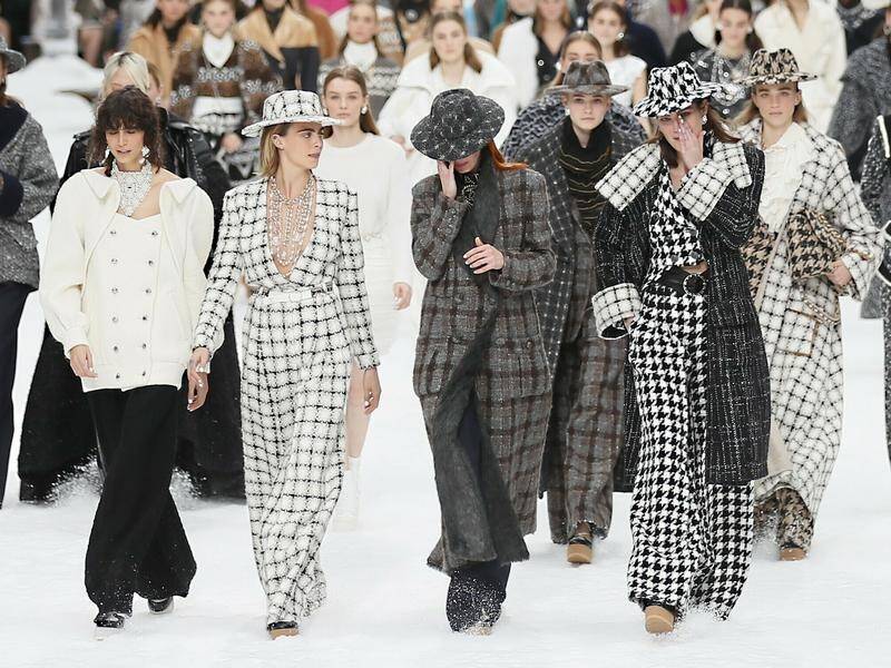 Models cried on the runway at the last Chanel show designed by Karl Lagerfeld, who died in February.