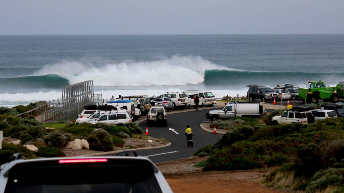 Amazing conditions have greeted surfers so far this autumn, with more expected for the Pro event. 