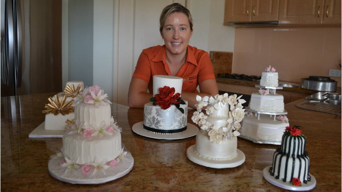 Toni Turner with cakes features at this year's Royal Show. Photo: Mandurah Mail/Andrew King